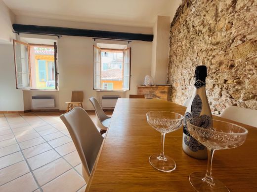 아파트 / 빌프랑슈쉬르메르, Alpes-Maritimes