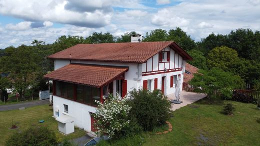 호화 저택 / Hasparren, Pyrénées-Atlantiques