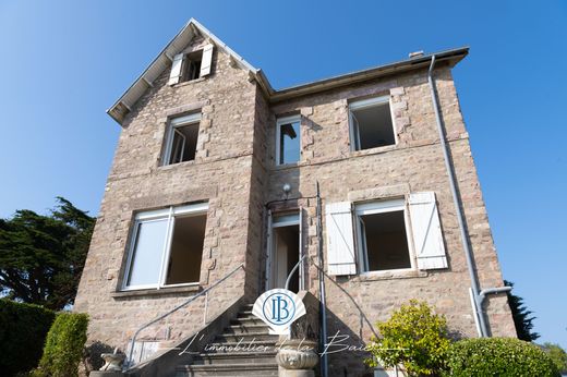 Villa in Erquy, Côtes-d'Armor