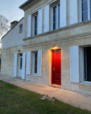 Luxury home in Vayres, Gironde