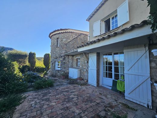 Villa in Le Plan-de-la-Tour, Var