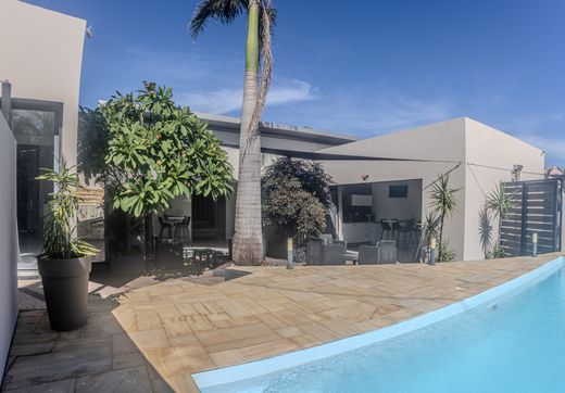 ‏בתי יוקרה ב  Saint-Joseph, Réunion