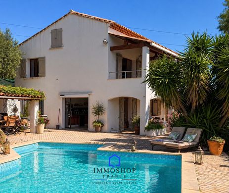 Villa a Aubagne, Bocche del Rodano