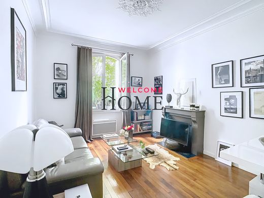 Apartment in Levallois-Perret, Hauts-de-Seine