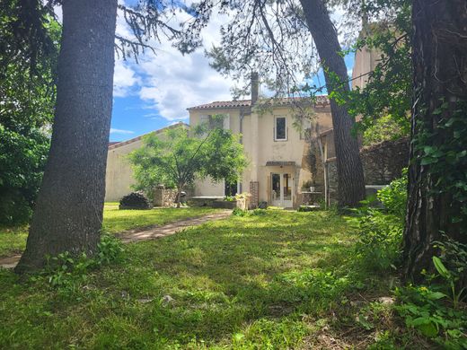Luxus-Haus in Quissac, Gard