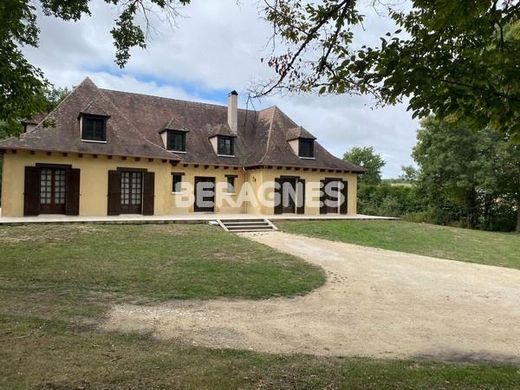 منزل ﻓﻲ Bergerac, Dordogne