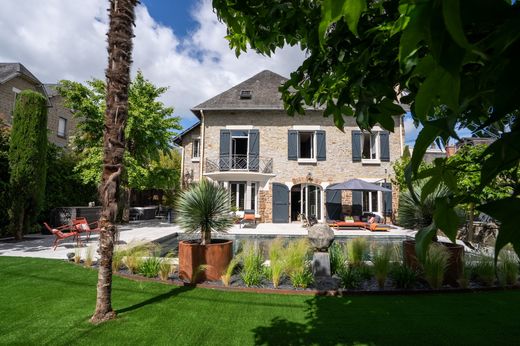 Элитный дом, Бриве-ла-Гаилларде, Corrèze