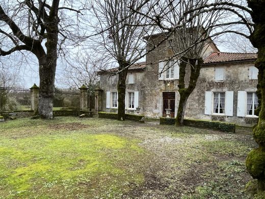 豪宅  Blaye, Gironde