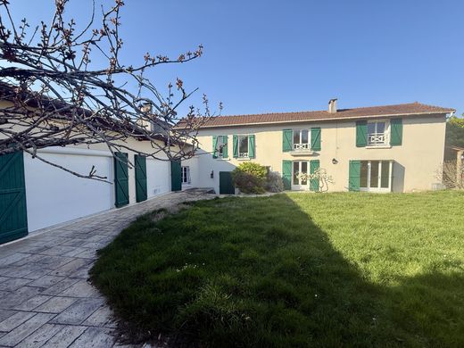 Casa di lusso a Chapet, Yvelines