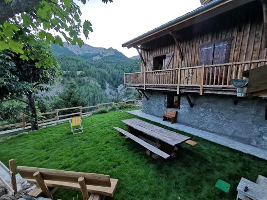 Casa di lusso a La Foux d'Allos, Alpi dell'Alta Provenza