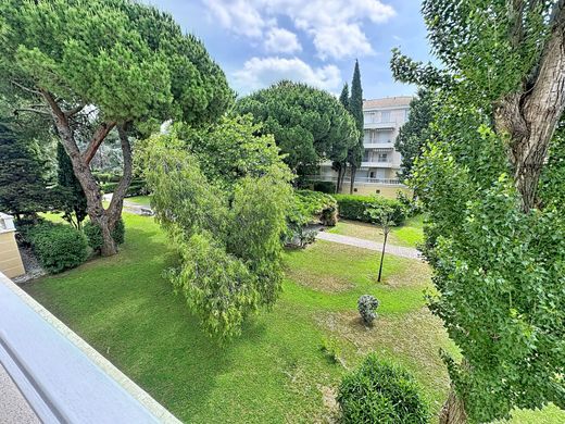 Appartement à Fréjus, Var