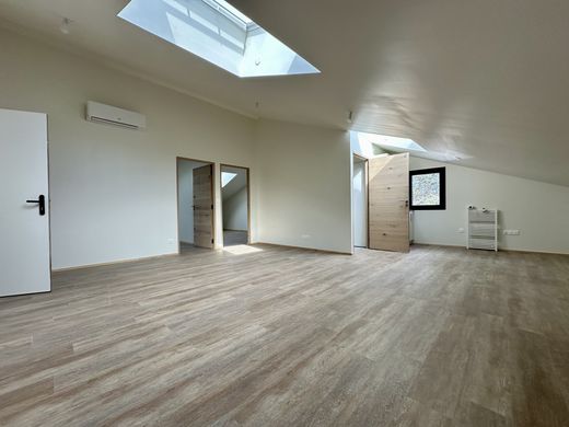 مكتب ﻓﻲ Clermont-Ferrand, Puy-de-Dôme