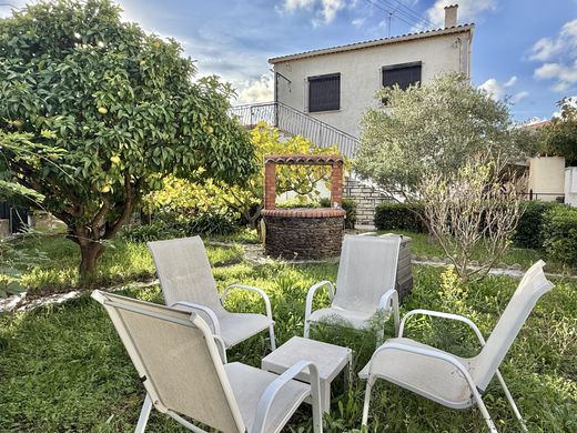 Casa de luxo - La Garde, Var