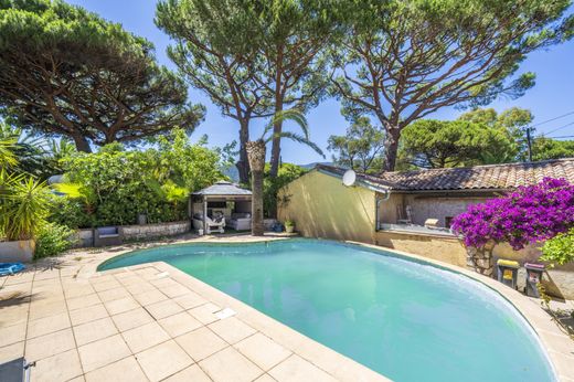 Villa in Cavalaire-sur-Mer, Var