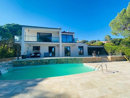 Luxury home in Les Issambres, Var