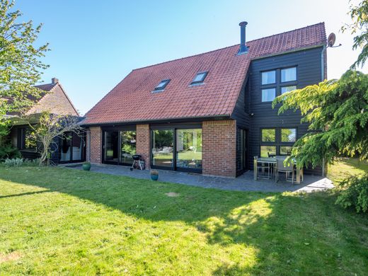Luxury home in Genech, North