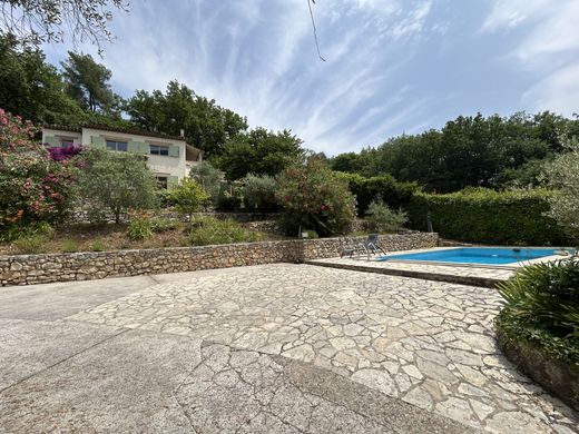 منزل ﻓﻲ Tourrettes-sur-Loup, Alpes-Maritimes