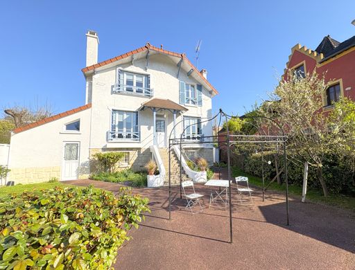 Casa di lusso a Chennevières-sur-Marne, Val-de-Marne
