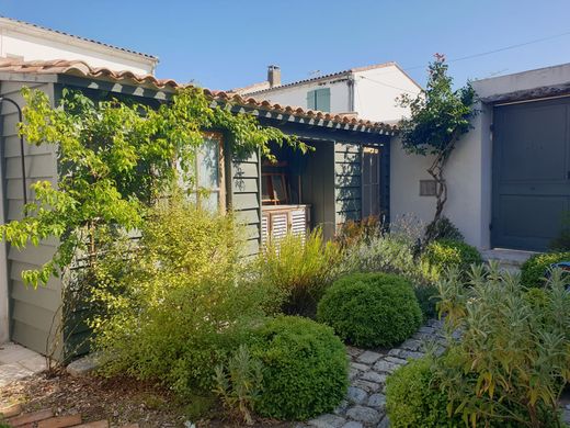 Элитный дом, Иль де Ре, Приморская Шаранта