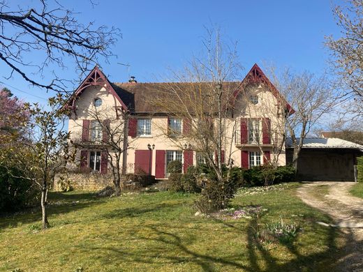 Luxe woning in Dijon, Cote d'Or