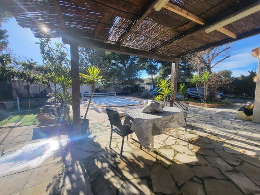 Luxury home in Rognac, Bouches-du-Rhône