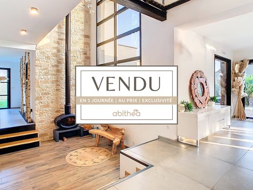 Fresnes-lès-Montauban, Pas-de-Calaisの高級住宅