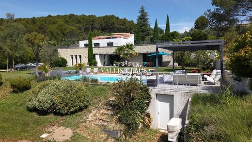 Lüks ev Pernes-les-Fontaines, Vaucluse