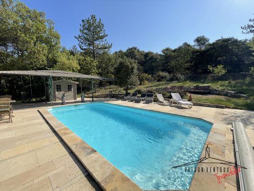 Casa di lusso a Mollans-sur-Ouvèze, Drôme