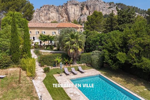 Appartement in Évenos, Var