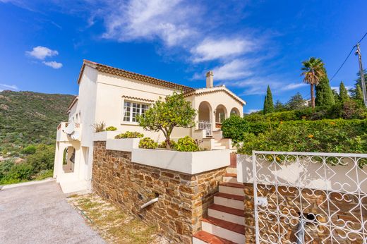 Villa in Rayol-Canadel-sur-Mer, Var