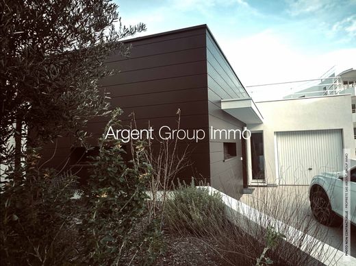 Luxus-Haus in La Seyne-sur-Mer, Var