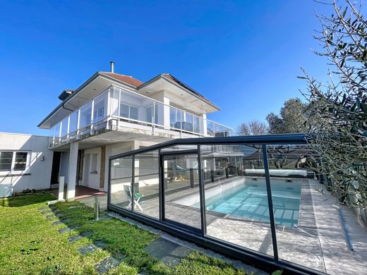 Luxury home in Donville-les-Bains, Manche