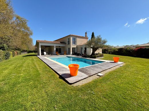 Casa de luxo - Saint-Sulpice, Gironda