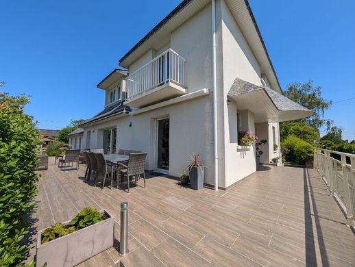 Luxury home in Montgermont, Ille-et-Vilaine