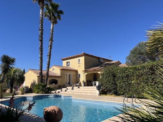 ‏בתי יוקרה ב  Fabrègues, Hérault