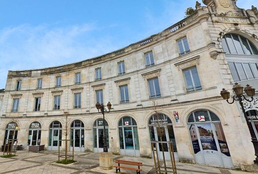 Bureau à Cognac, Charente