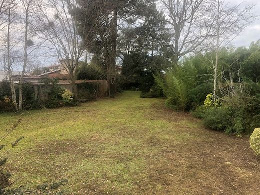 أرض ﻓﻲ Caudéran, Gironde