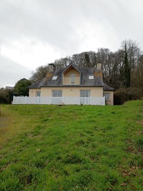 Luxury home in Ploubazlanec, Côtes-d'Armor