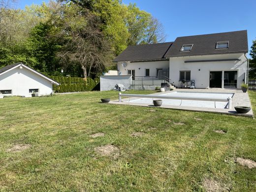 Luxury home in Creutzwald, Moselle