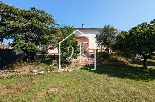 Maison de luxe à Mions, Rhône