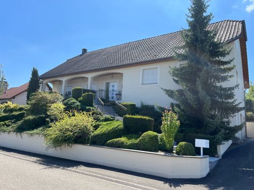 Maison de luxe à Rémelfing, Moselle