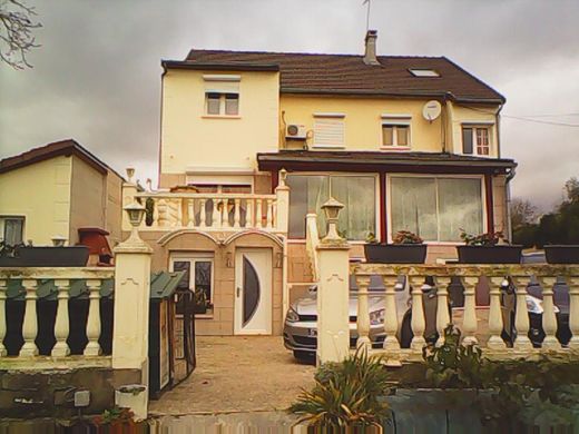 Casa de lujo en Pierrefitte-sur-Seine, Sena Saint Denis