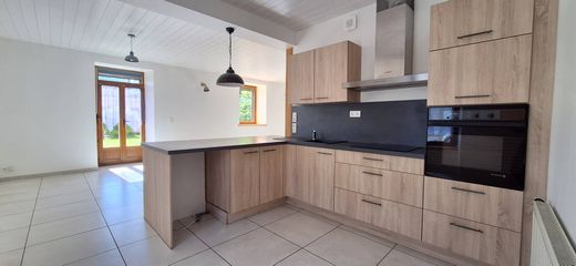 Luxus-Haus in Jougne, Doubs