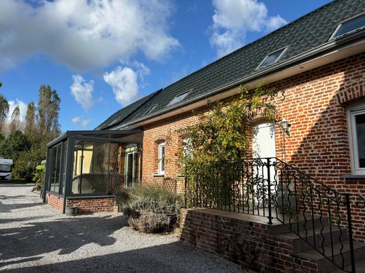 Rural or Farmhouse in Valenciennes, North