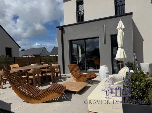 Πολυτελή κατοικία σε Saint-Malo-de-la-Lande, Manche