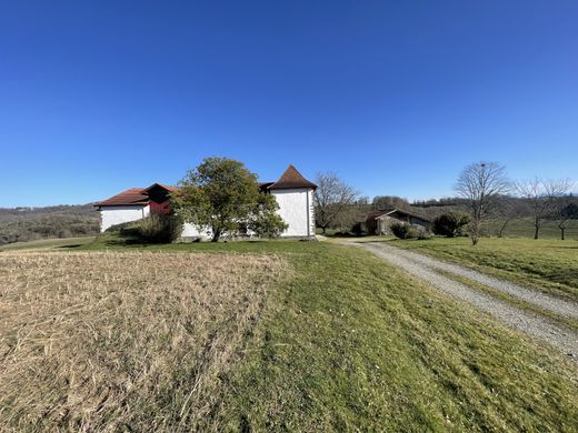 Maison de luxe à Domezain, Pyrénées-Atlantiques