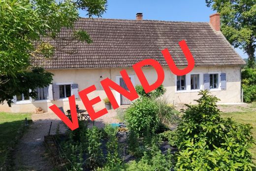 Luxury home in Couleuvre, Allier