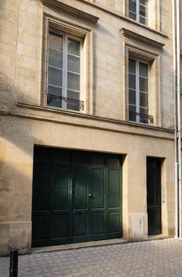 Apartment / Etagenwohnung in Bordeaux, Gironde