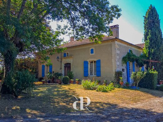 Luxury home in Lectoure, Gers