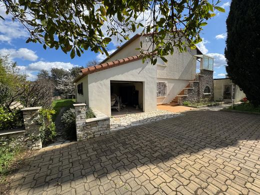 Luxe woning in Saint-Gély-du-Fesc, Hérault
